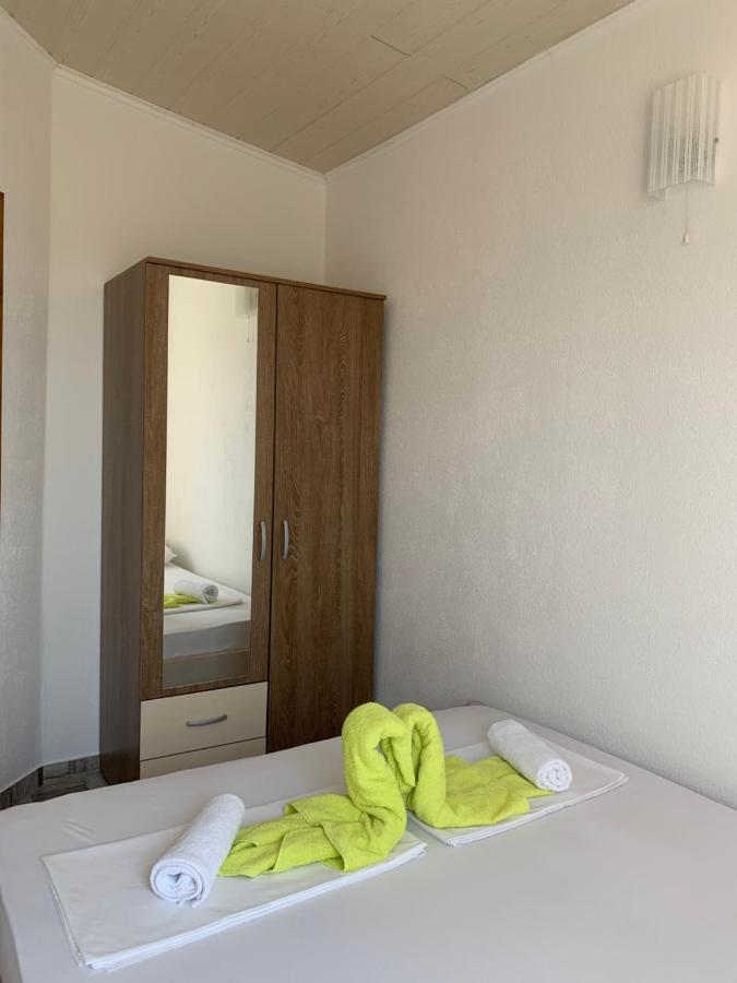 Studio Apartment Simi Trogir Exterior photo